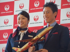 錦織圭、飛行機内では「寝ようと思って頑張ります」JALとパートナー契約 画像