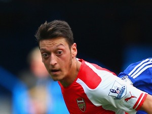 アーセナルのベンゲル監督、大活躍のエジルを絶賛「彼のプレーを見るのは楽しい」 画像