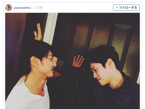 内田篤人「壁ドン」…鹿島アントラーズの先輩・田代有三に 画像