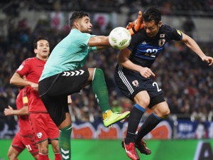 槙野智章、吉田麻也に突撃インタビュー！「可愛いやないかぃ」 画像