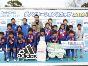 U-12サッカー大会でヴァンフォーレ甲府が優勝、フランスの世界大会へ 画像