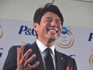 松岡修造、母の日に叫ぶ「ママ、いつも熱くなってごめんね！」 画像