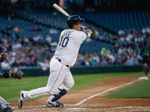 マリナーズ・李大浩が5号3ラン、青木宣親は守備固めで出場 画像