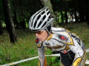 中込由香里がMTB第4戦の富士見を制す 画像