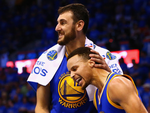 ウォリアーズが土壇場で逆転、NBA西カンファレンス決勝は3勝3敗に 画像