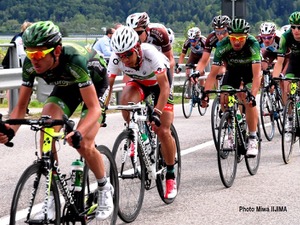 【ジロ・デ・イタリア14】手負いも関係ない！　新城が阿修羅のアシスト 画像