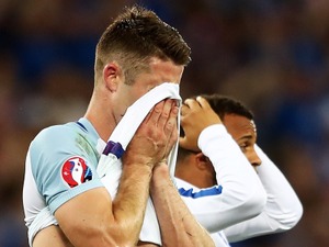 落日のサッカーイングランド代表、OBからは外国人監督を望む声 画像
