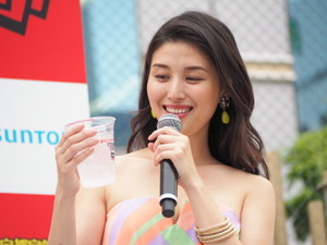 橋本マナミ「酔うとボディタッチが多くなる」…宇都宮餃子祭りに参加 画像