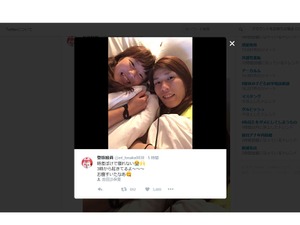吉田沙保里&登坂絵莉、添い寝の仲良しショット「時差ぼけで寝れない」 画像