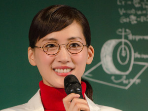 綾瀬はるか、印象に残ったリオオリンピックは「金メダルのバドミントン」 画像