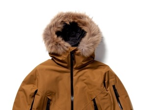 ゴールドウイン、街でも雪山でも着用できる秋冬コレクション発表 画像