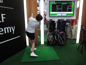 【CEATEC 16】スイングをプロと比較、3次元データと得点で評価…富士通「Skill Monitor」 画像