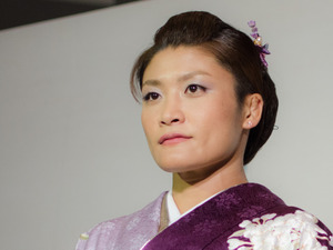 伊調馨、国民栄誉賞授与「身の引き締まる思い」 画像