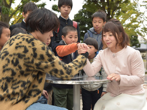 菅田将暉、重量挙げ三宅選手に「とてもかわいらしい方」 日テレ3ドラマにアスリートたちが出演！ 画像