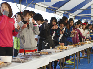 給水所でデザート食べ放題！？「デザートビュッフェマラソン」開催 画像