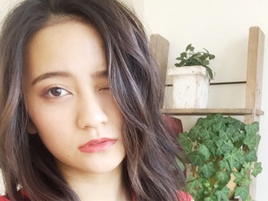 岡田結実の魅力満載！大人っぽい顔から変顔まで自撮り公開 画像