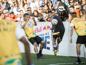 キーパー無しの5対5で戦う「ネイマール・ジュニア・ファイブ」参加者募集 画像