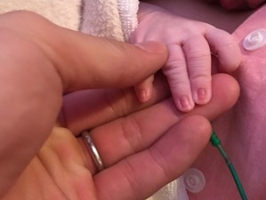 Bリーグ・城宝匡史と長尾麻由に第一子誕生！「お腹の中でもトレーニングしてたのね」 画像