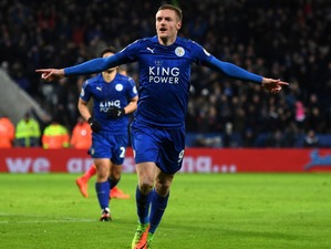 レスターのシェイクスピア暫定監督、2ゴールのヴァーディを称賛「彼はチームの原動力」 画像