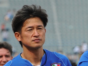 三浦知良が50歳でゴール、J2最年長記録を更新「予感あった」 画像