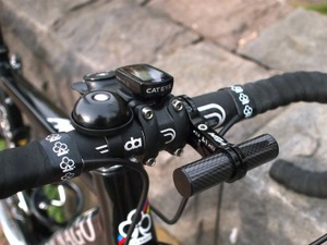 スマホやサイコンを取付けられる「自転車用エクステンションバー」発売 画像