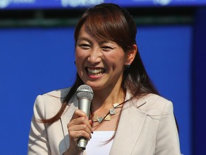 元テニス・杉山愛、大学院卒業を報告「光栄なことに総代を頂きました」 画像