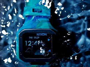 NIXON、機能満載の新サーフウォッチ 画像