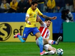 ブラジルが南米予選8連勝、世界最速でサッカーW杯出場権獲得 画像