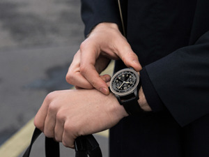 モンブラン×グーグル、ヴィンテージ感溢れるスマートウォッチ「モンブラン サミット」発売 画像