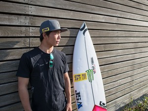 プロサーファーの大原洋人、ムラサキスポーツとスポンサー契約 画像