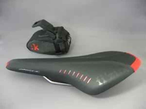 カワシマサイクルサプライから、Fi'zi:kサドルの数量限定モデル登場(2) 画像