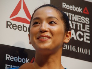 中村アン、サッカー選手顔負けのトレーニングに反響「体幹モンスターや！」 画像