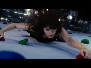 稲村亜美がボルダリングに初挑戦!アスリープ新CMオンエア 画像