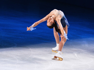 荒川静香、プルシェンコ＆本田武史と“同期ショット”「今も氷の上で会えるのは嬉しいな」 画像