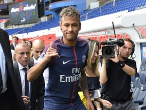 パリSG移籍のネイマール、バルサ退団は新たな挑戦のため「スターになれなかったからではない」 画像