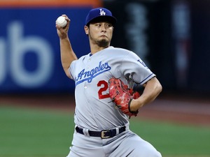 ダルビッシュが移籍後初勝利、期待に応える7回無失点 画像