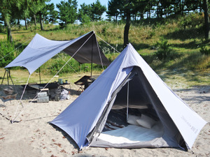 遮光コーティングを施した夏キャンプ向け「ワンポールテント」発売 画像