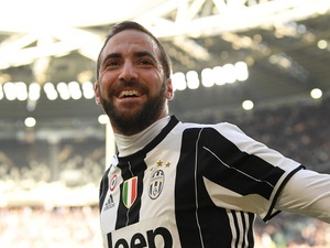 アッレグリ監督、不振のイグアインに無心のススメ「得点を追い求めてはいけない」 画像