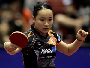 伊藤美誠、本田真凜との“みまりん”2ショットに反響「2人とも可愛すぎる」 画像