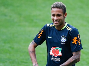 いざ、日本戦！合宿に合流したネイマールの私服がかっこいい 画像