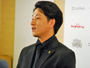 ソフトバンク・川島慶三、FA権行使せず残留を表明…球団からの「必要だ」に「幸せ」 画像