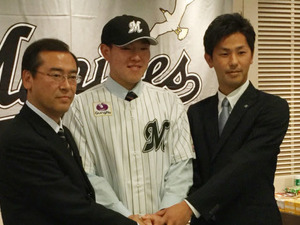 ドラ1安田尚憲がロッテと好条件で仮契約「千葉ロッテを背負う選手になりたい」 画像