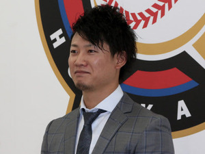 日本ハム・西川遥輝がキャプテン就任の中田翔に異例の“要求”「僕たちのサポートをして」 画像