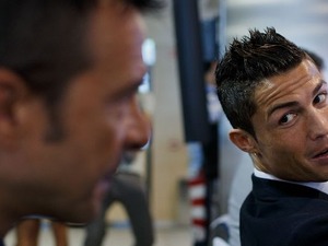 選手は代理人の人質だ…UEFA、手数料の規制を検討 画像