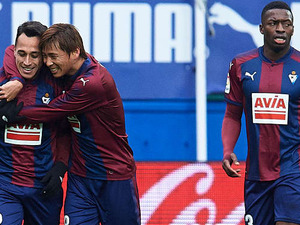 乾貴士のエイバル、なんと強豪セビージャをボコボコに！モンテッラは謝罪 画像