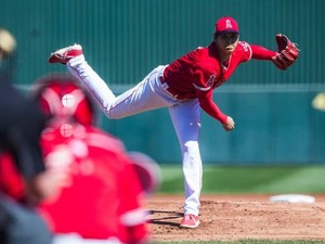 初登板の大谷翔平、“きれい”な直球が課題に？…相手打者「もっと制球すべき」 画像