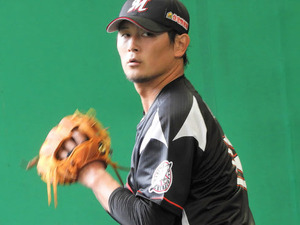 FA権行使の涌井秀章がロッテと契約完了「井口監督を胴上げするために投げたい」 画像