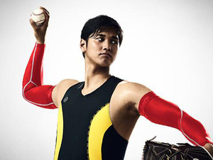 大谷翔平が要望を出しまくっている!? SKINSから”腕専用”のインナーが登場！ 画像