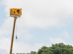 情熱が「斜め上」！入場禁止になったファン、観戦の手段がスゴかった 画像