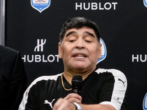 マラドーナ、日本人も所属した意外なクラブで「会長」に！ 画像